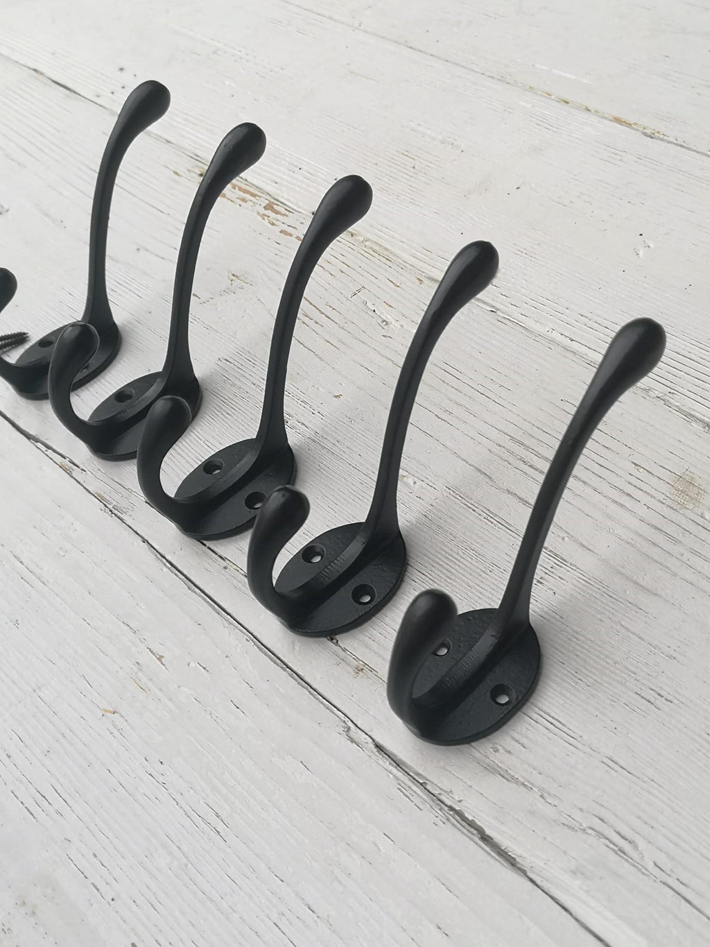 Victorian Coat Hooks set of 5pcs or set of 10pcs Simple sleek elegant - Retro Black Epoxy Finish Cast antique Iron 11cm