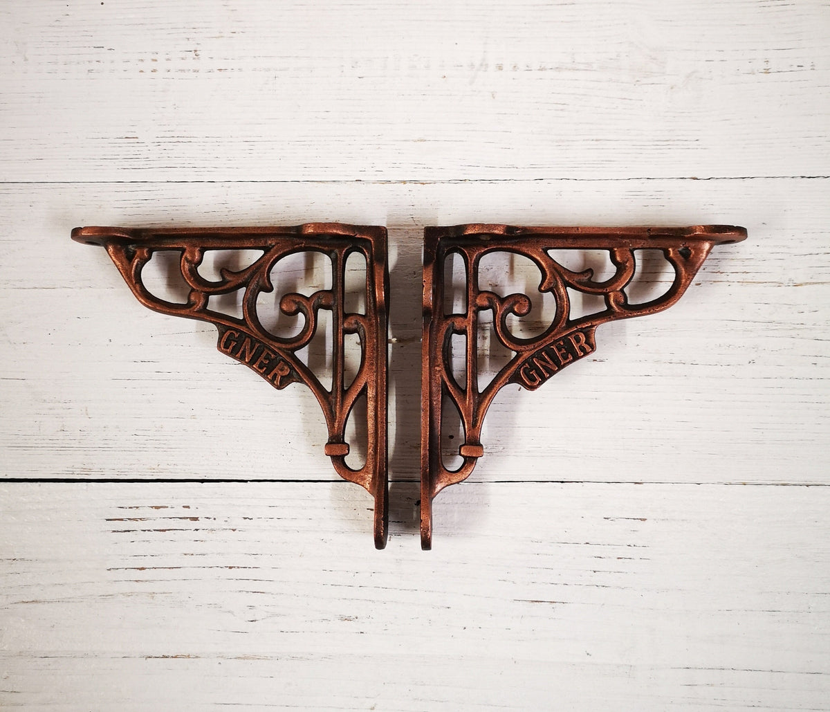 2pcs (a pair) GNER Antique Copper Ornate Victorian scroll Cast Iron book shelf Wall Bracket Support
