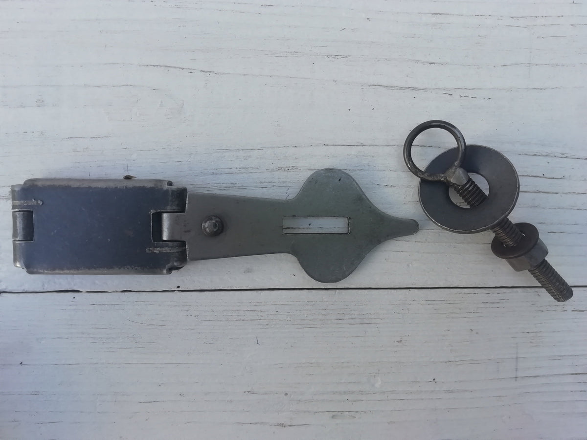 Cast Iron Hasp and staple Door Lock Ornate Chest Box Trunk Casket Cabinet Gate Door Hinge