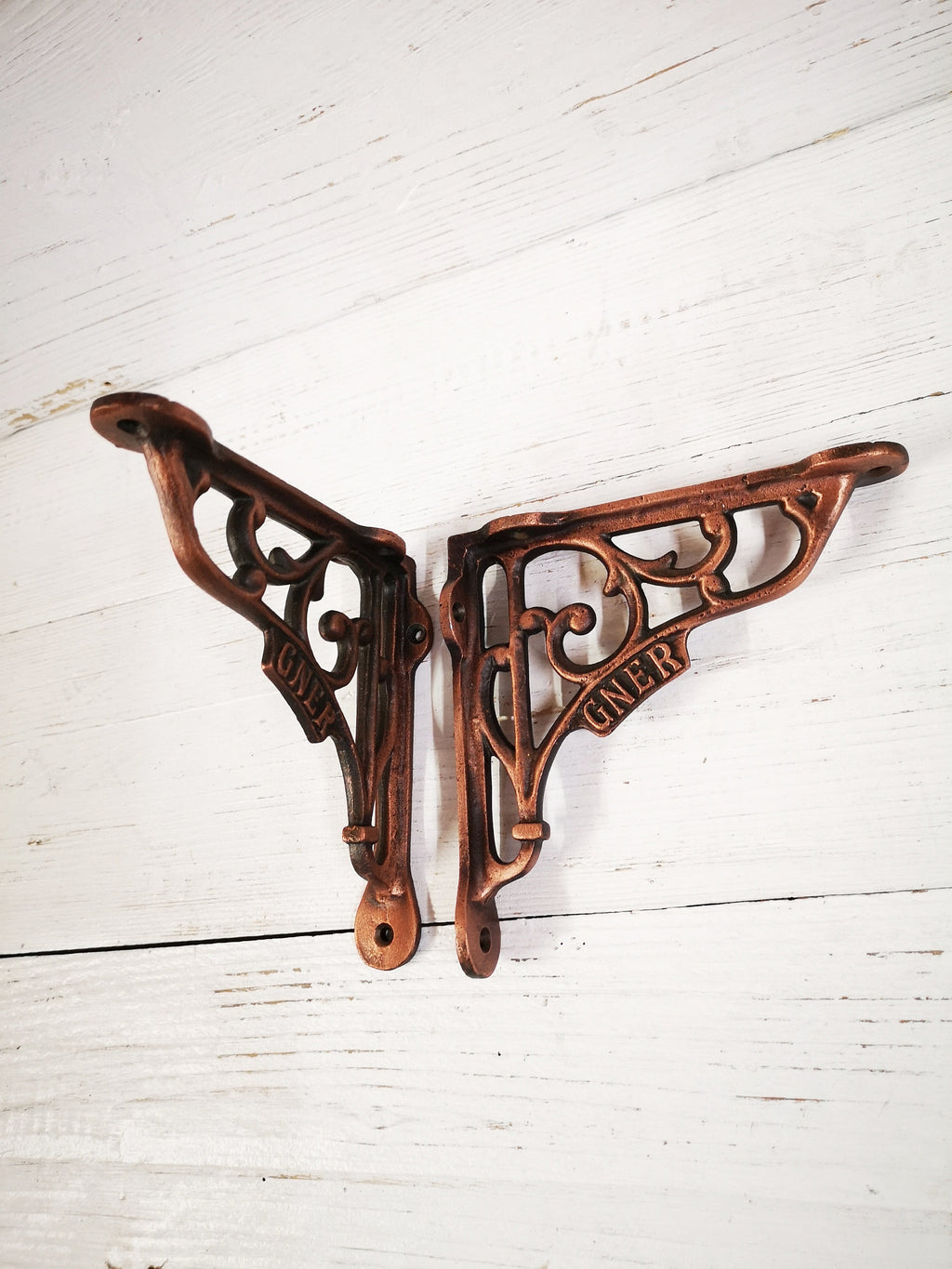 2pcs (a pair) GNER Antique Copper Ornate Victorian scroll Cast Iron book shelf Wall Bracket Support