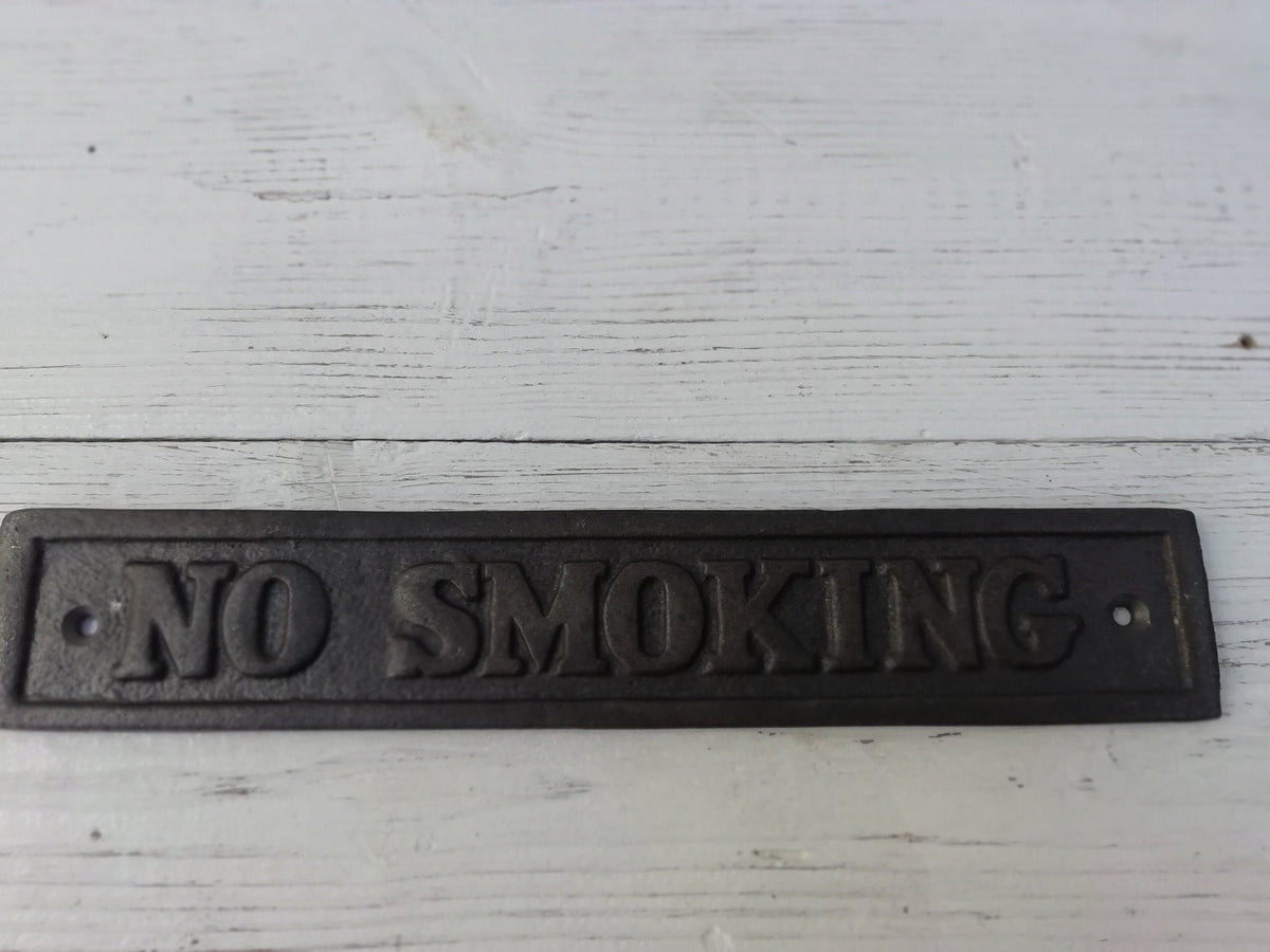 Cast Iron 'NO SMOKING' Door Plaque Wall Sign Cast Iron Room vintage retro Industrial. For Pub Restaurant Cafe