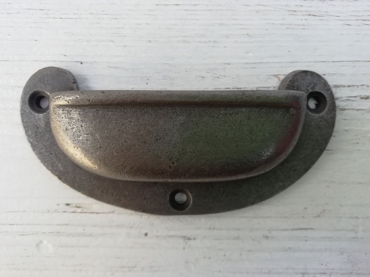 ROUND LIPPED LUGS Cup Drawer Cupboard  Cabinet Handle door Bow handle brown/black Cast Iron, Puller Handle Square lipped