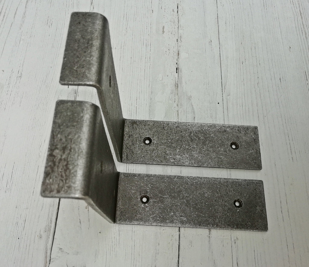 Decorative shelf support L-SHAPE UTILITY Medium Duty Angle Steel LIPPED design Bracket, Industrial style, suitable for scaffold board