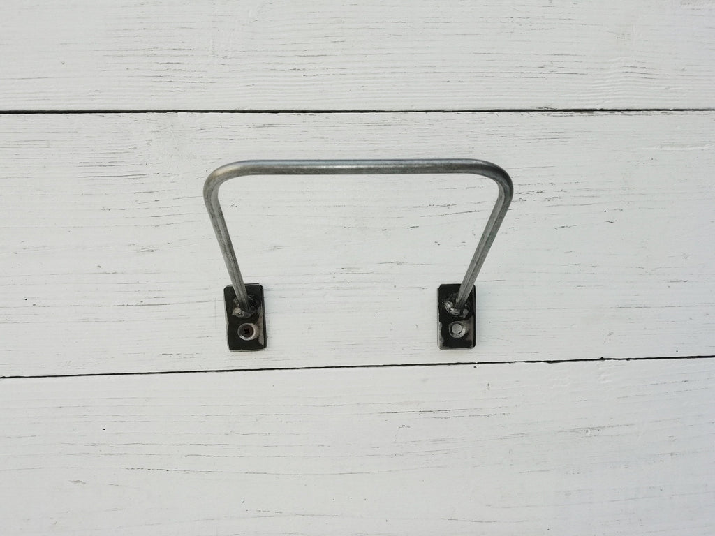Magazine / WINE BEER Bottle Holder Bracket antique Iron 4.5″ / 110mm, Vintage, Barware Pub Mancave