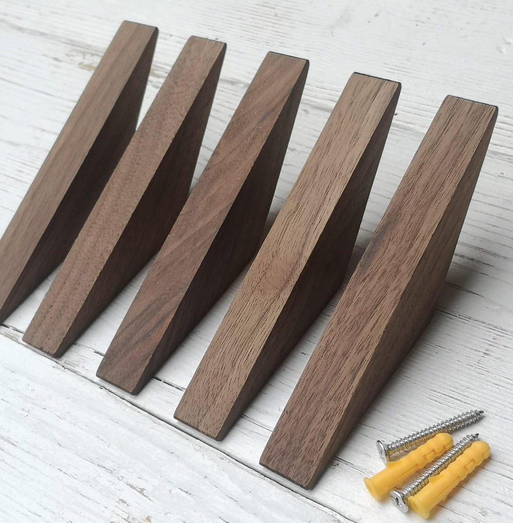 Walnut Wood Wall Coat Hooks, Decorative Wall Hooks, Towel Hangers, Hooks for Walls, Storage Solutions. Solid wood. Scandinavian style modern