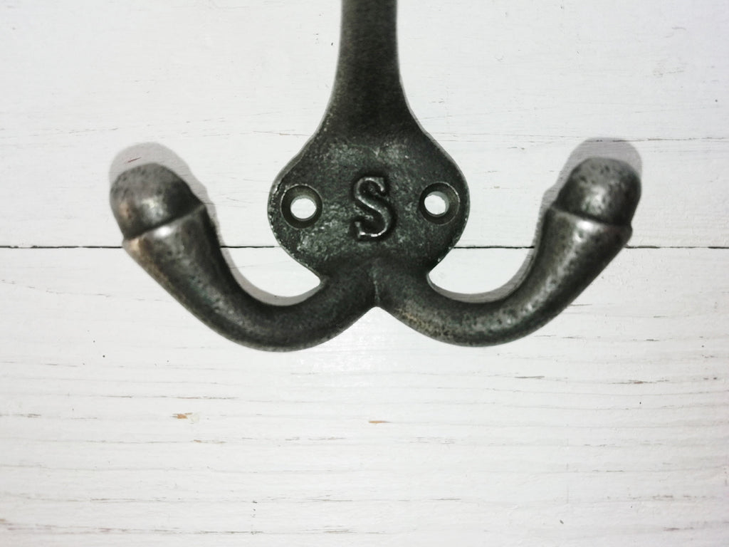 Simple triple 'S' Coat Hook - Retro Antique Finish Cast antique Iron 9cm