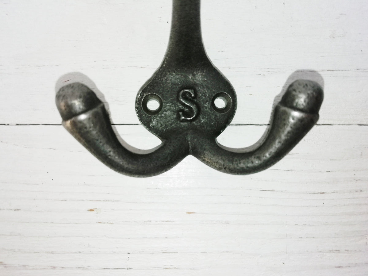 Simple triple 'S' Coat Hook - Retro Antique Finish Cast antique Iron 9cm