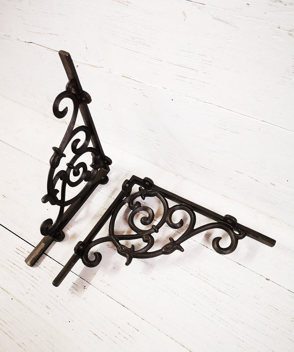 1pc Hanging Bracket DUTCH Antique cast Iron 23x20cm decorative shelf support bracket, wall Support books storage
