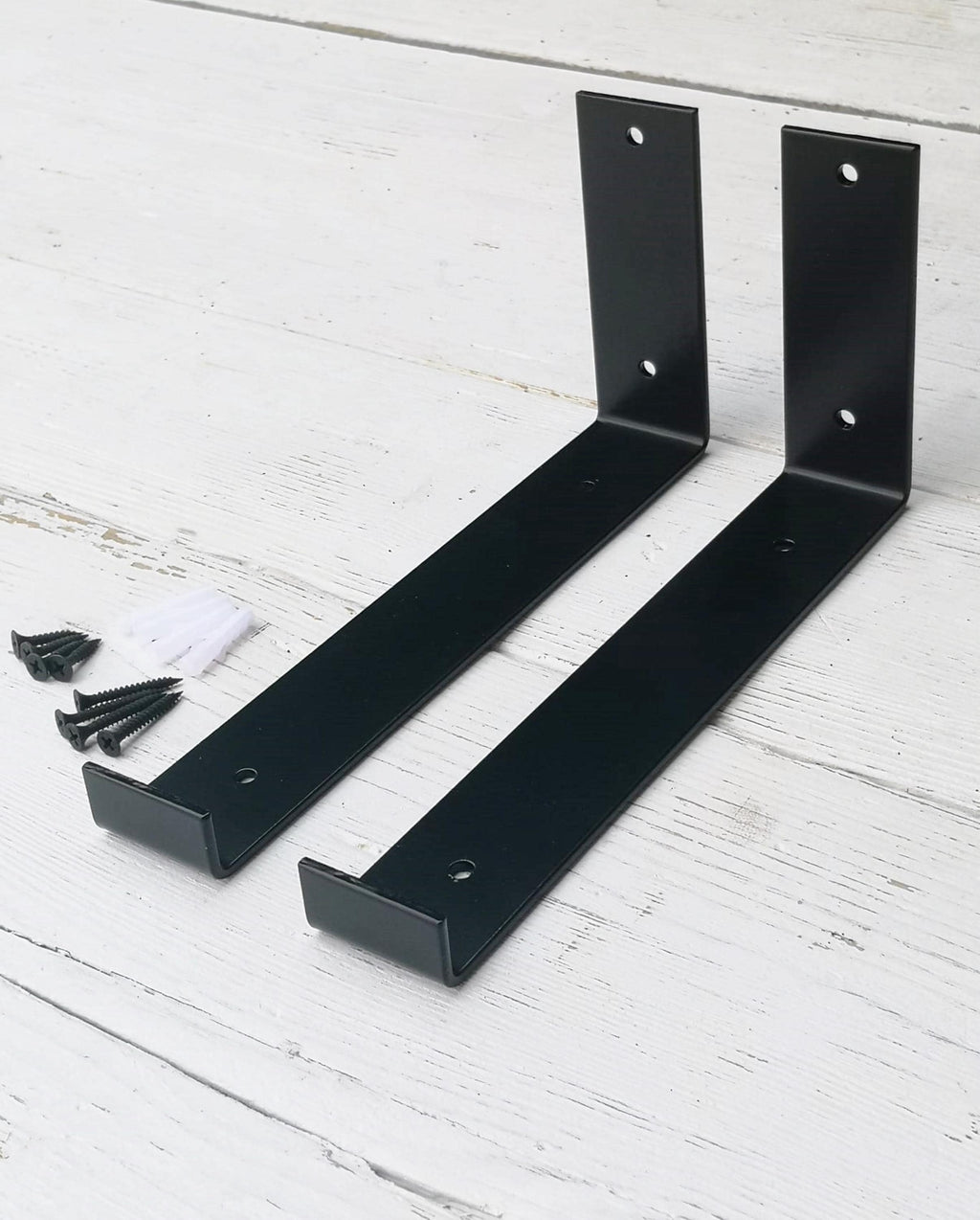 2 x Black wrought Iron wall shelf brackets /supports L-SHAPE UTILITY Heavy-Duty LIPPED design Industrial style, suitable for scaffold boards