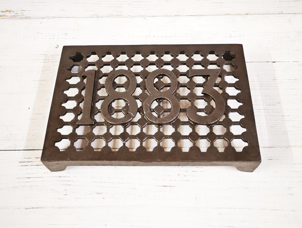 1883 Cast Iron Air Brick/ Trivet stand Vent Victorian style, hot pot stand - 9'' x 6''