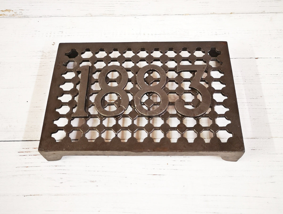 1883 Cast Iron Air Brick/ Trivet stand Vent Victorian style, hot pot stand - 9'' x 6''