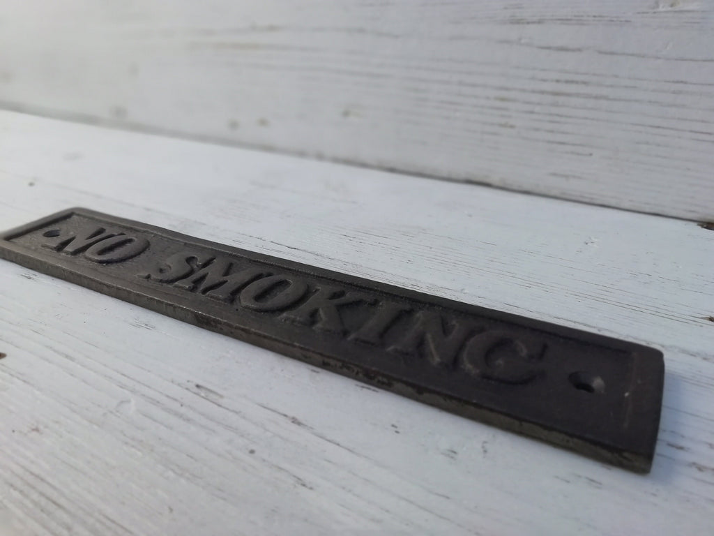 Cast Iron 'NO SMOKING' Door Plaque Wall Sign Cast Iron Room vintage retro Industrial. For Pub Restaurant Cafe
