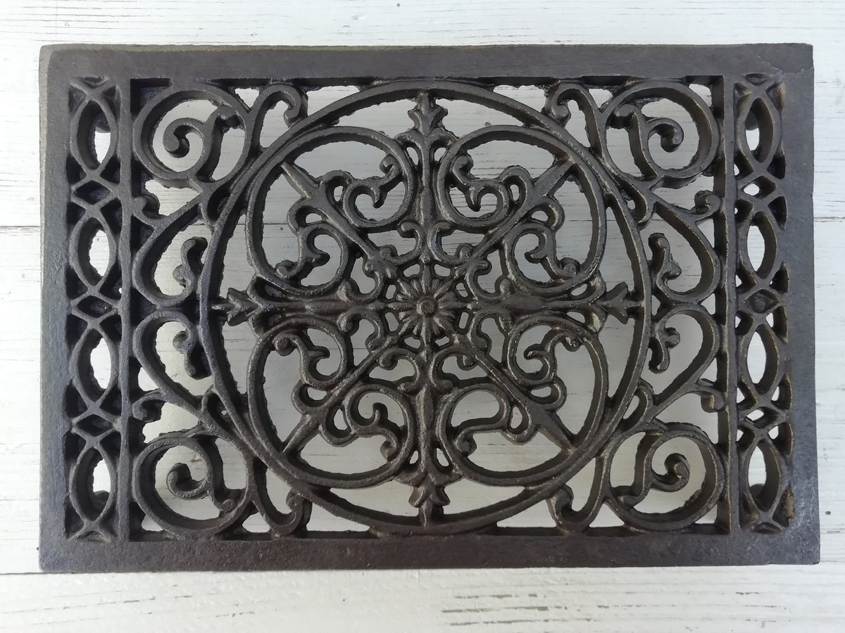 Large Malleable Cast Iron air Brick Trivet Stand Vent beautiful VICTORIAN style Pattern, heat resistant hot pot stand